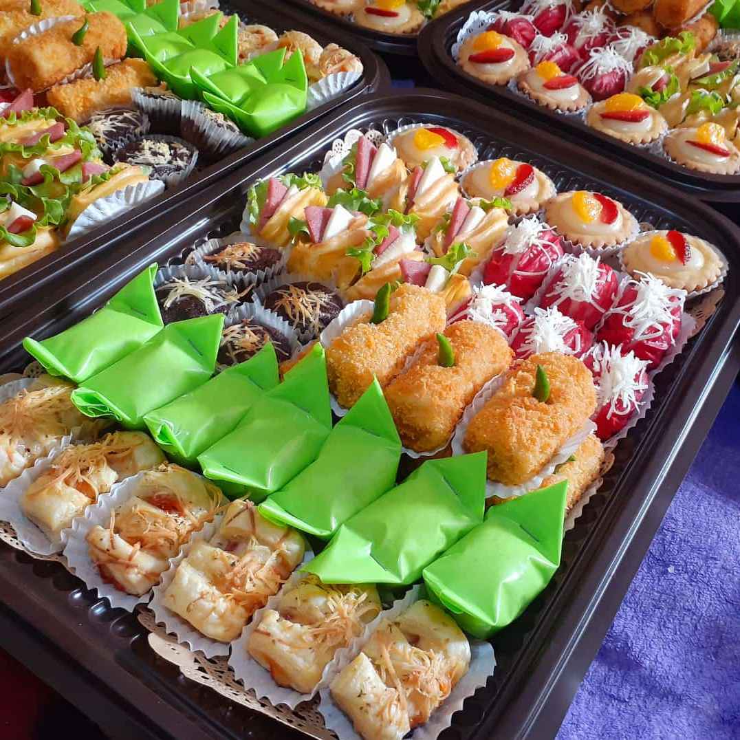 IZZA Cake and Bakery